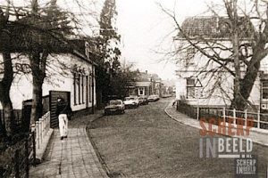 Lievelderstraat:Knibbelbrug.Tussen de bruggen v/d Lievelderstraat en de