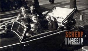Familiefoto: Familie De Jong. (Houtzagerij)