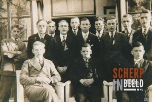 Groenlo onbekend: Achter op deze foto staat geschreven…Grolse personen.