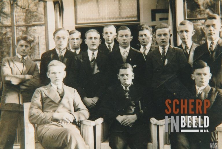 Groenlo onbekend: Achter op deze foto staat geschreven…Grolse personen.