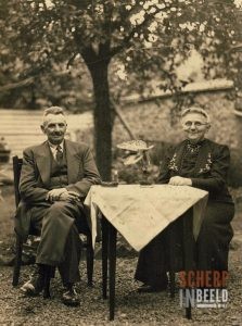 Diverse personen: Dhr.en Mevr Kiens (Mattelierstraat,sigarenmaker)