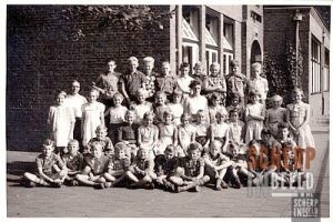Klassenfoto Protestantse school