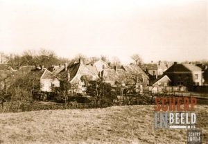 Lepelstraat: Vanaf de Molenberg gezien, kijken we op de Lepelstraat.